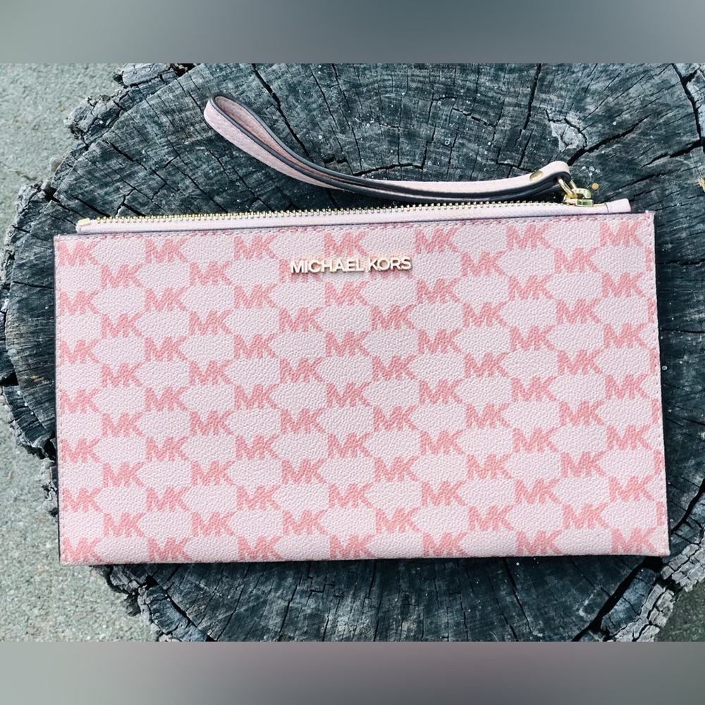 MICHAEL Michael Kors Pink Monogram Logo Jet Set Wristlet with Gold Hardware NWOT